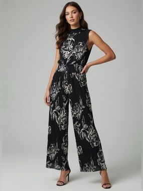 Nanette Lepore Mock Neck Black and White Print Pleated jumpsuit size 14